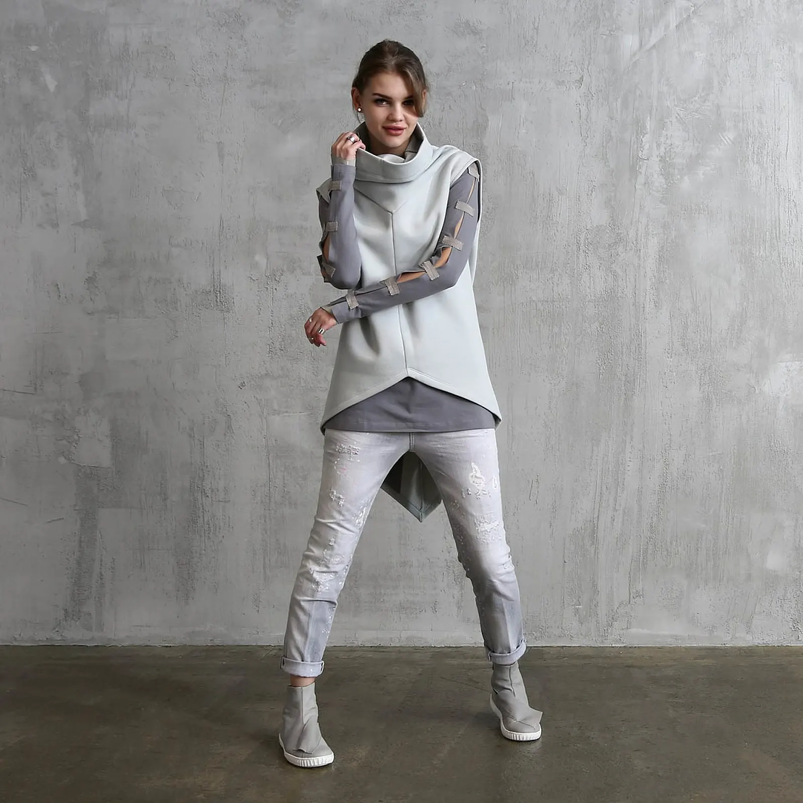 Безрукавка "Umi Cut Silver" — 3