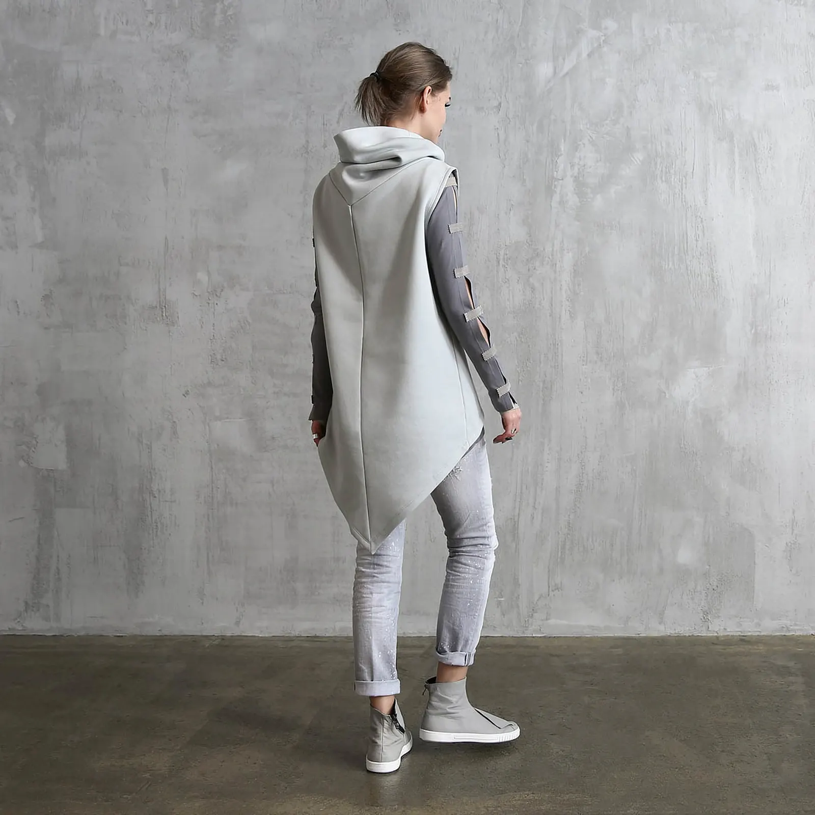 Безрукавка "Umi Cut Silver" — 4