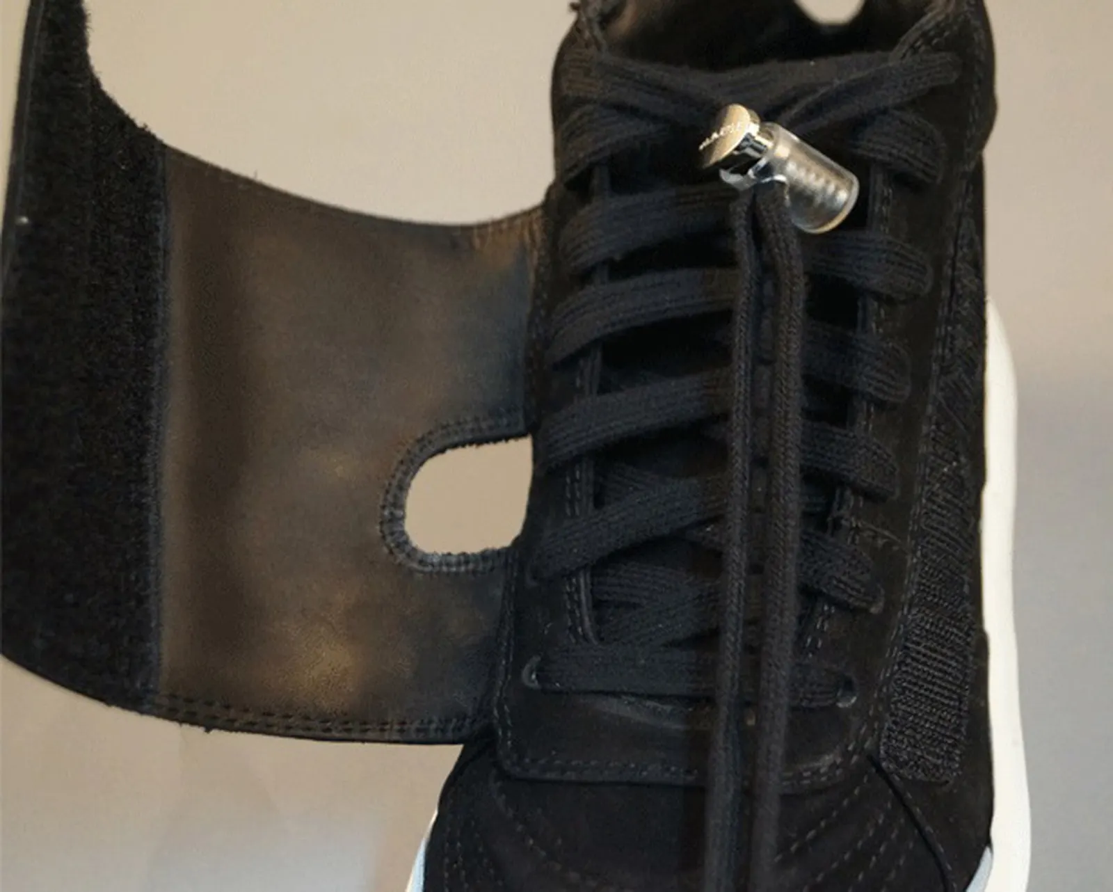 Сникерсы «ASIS» — 8