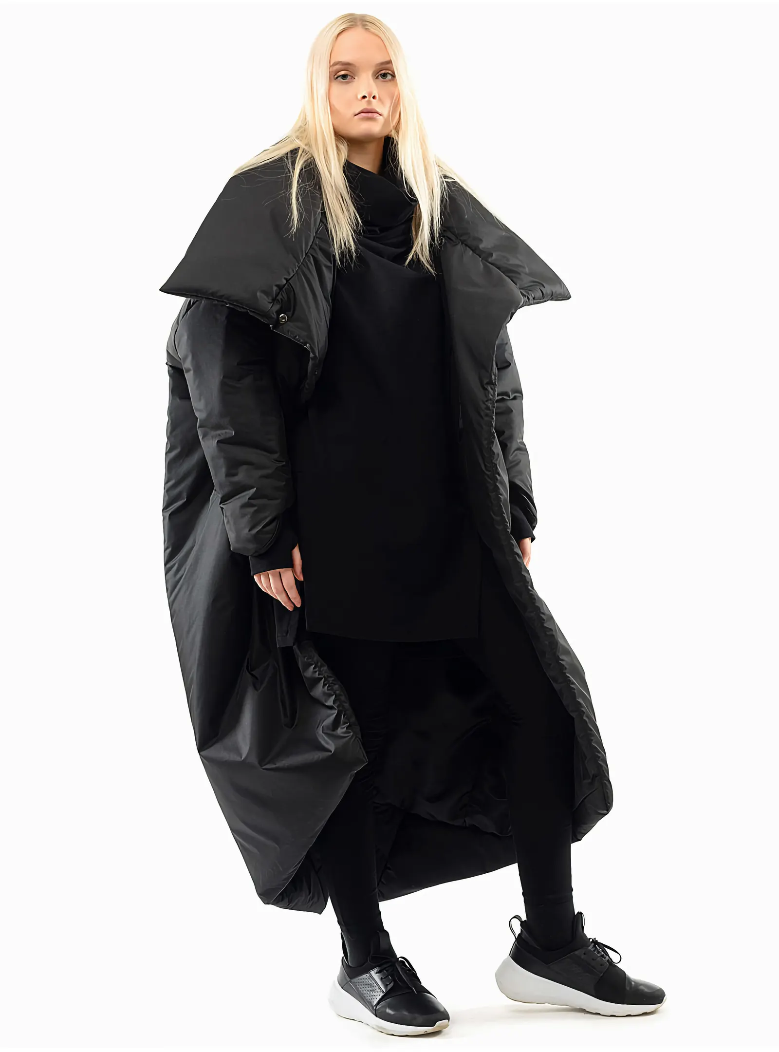 Пальто «ELKA Black» — 2