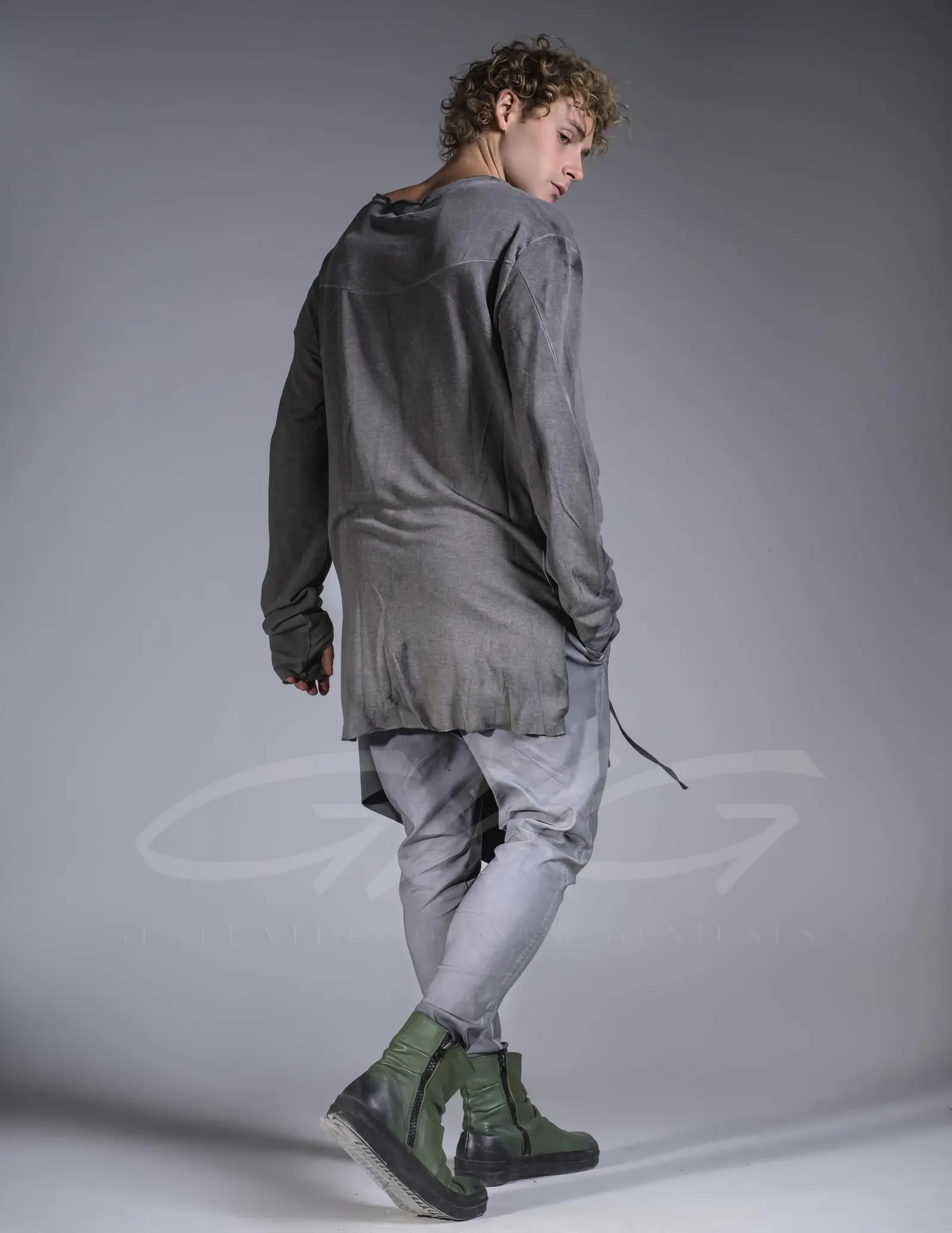 Свитер «OLINU» — 2