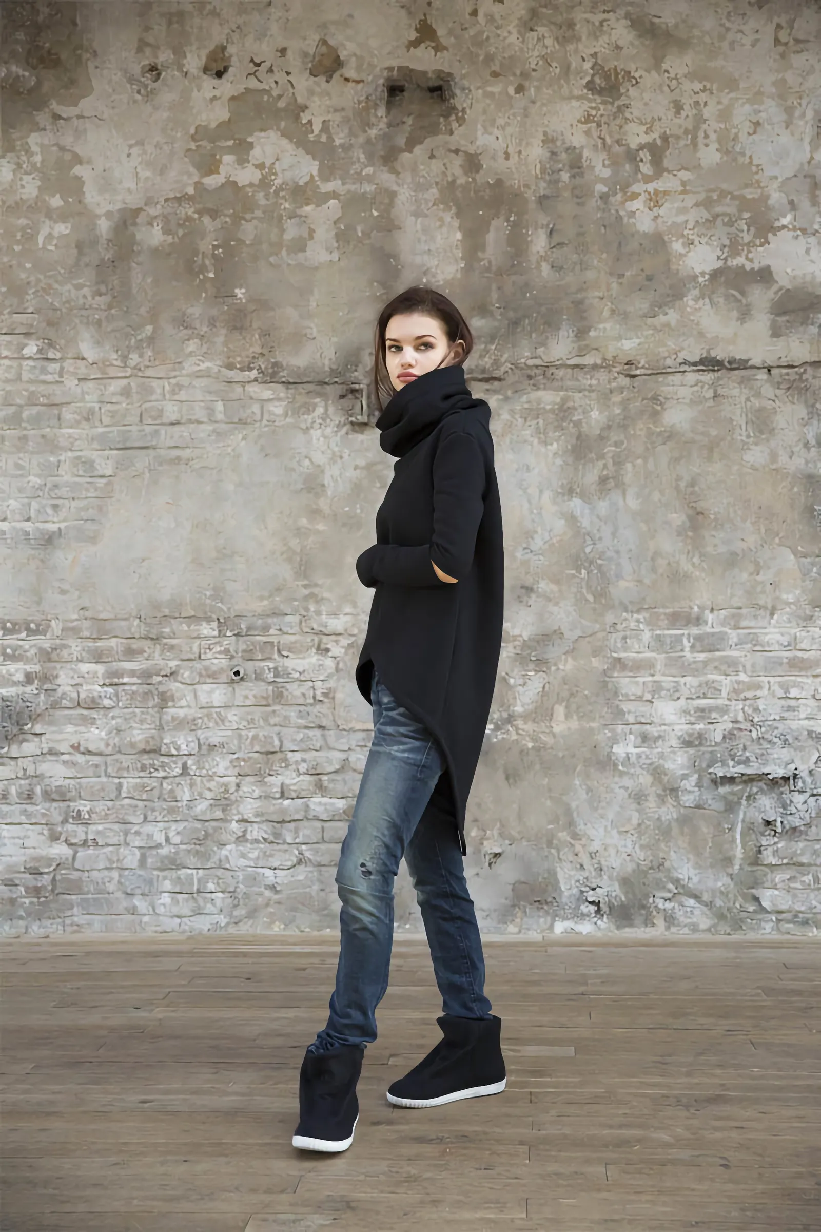 Свитшот "Umi Black" — 2