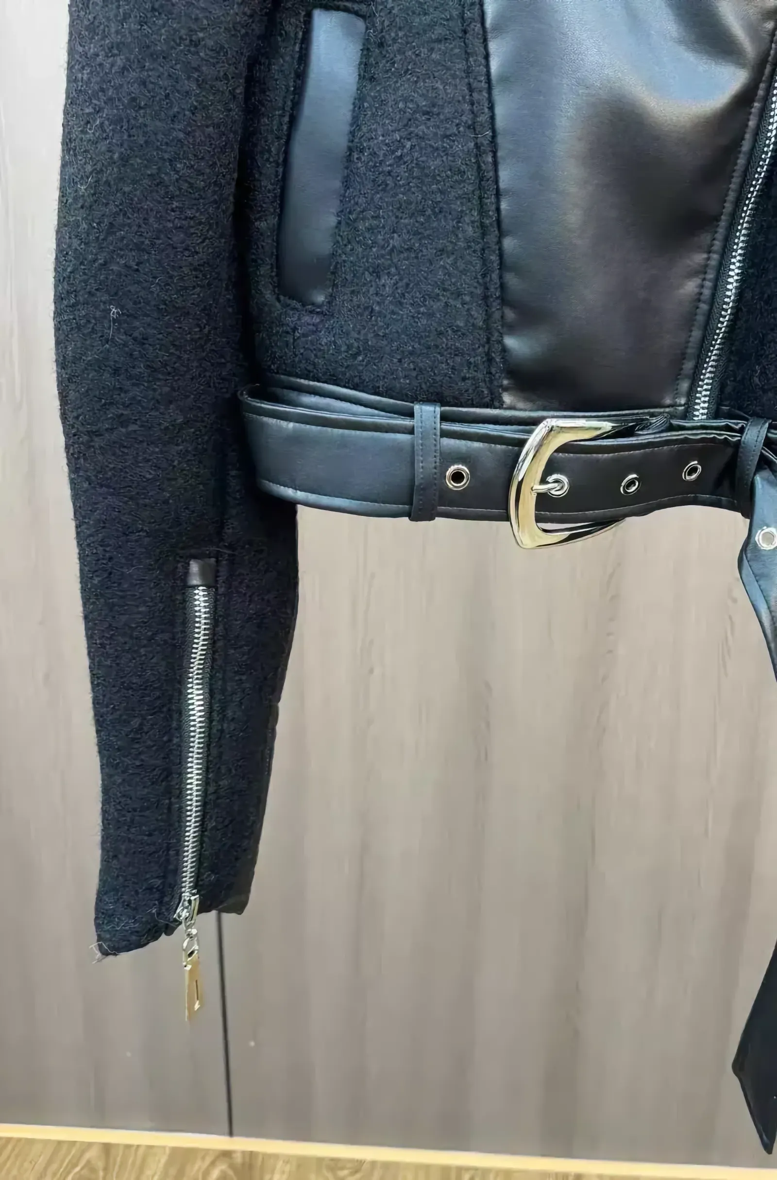 Женская короткая куртка «VISE» — 5